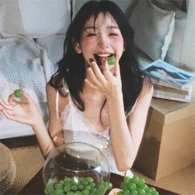 迷离春色芙蓉帐